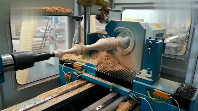 工厂实录:家具厂是如何利用 木工机械加工实木桌椅腿的